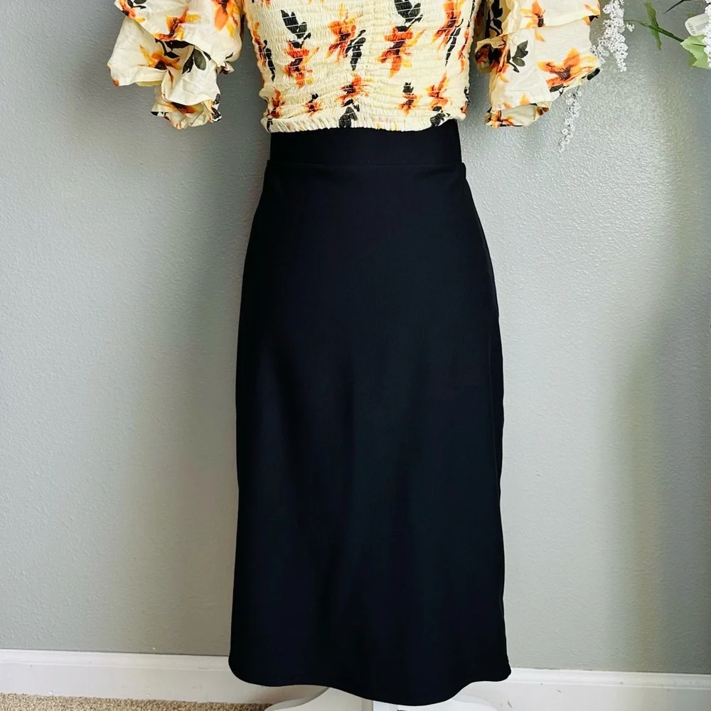 Torrid Black Premium Ponte Pencil Skirt Stretch Wide Waistband Size 2